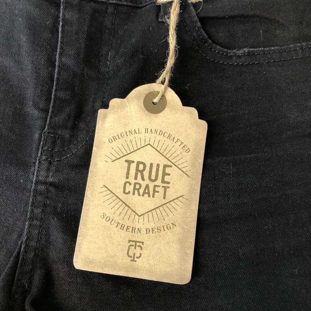 NWT True Craft  Juniors 7 Short Black Midrise Cuff Super Soft Stretch Inseam 3” - Picture 10 of 11